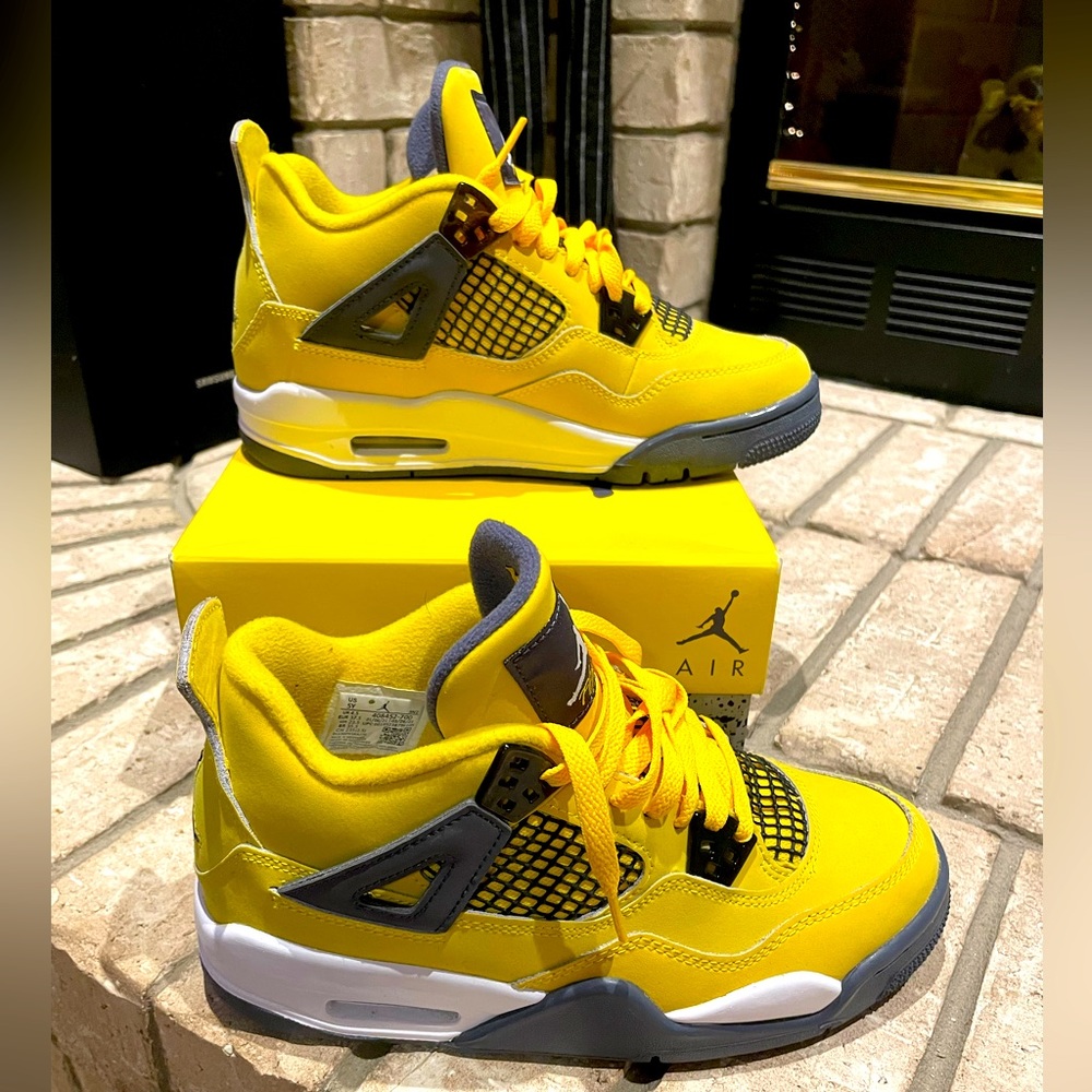 Youth Air Jordans 5Y